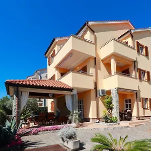 Omanovic Apartman Čižići